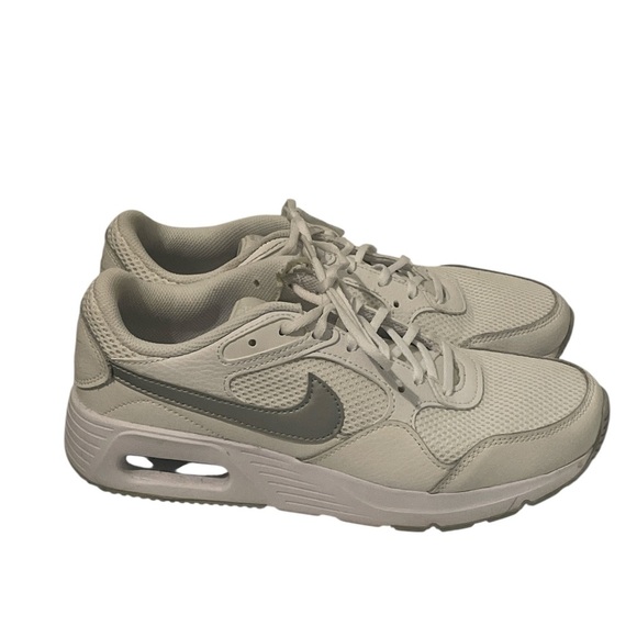 Nike Sneakers - Picture 2 of 5